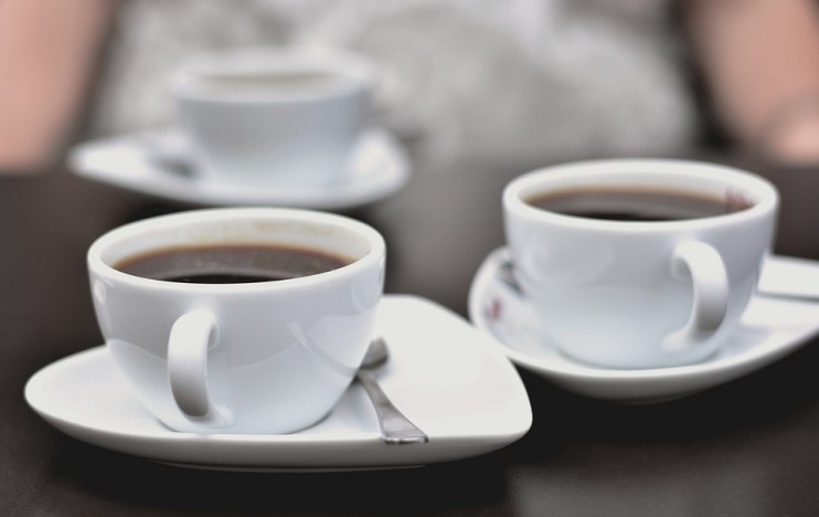 Quel est le meilleur percolateur à café 100 tasses ?